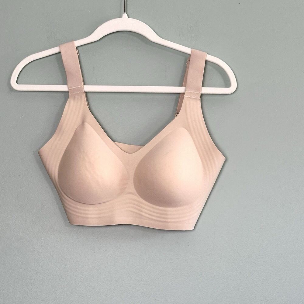 She Curve Wireless Bra Size Medium Tan Beige Hook & Eye Wide Strap Lightly Padde